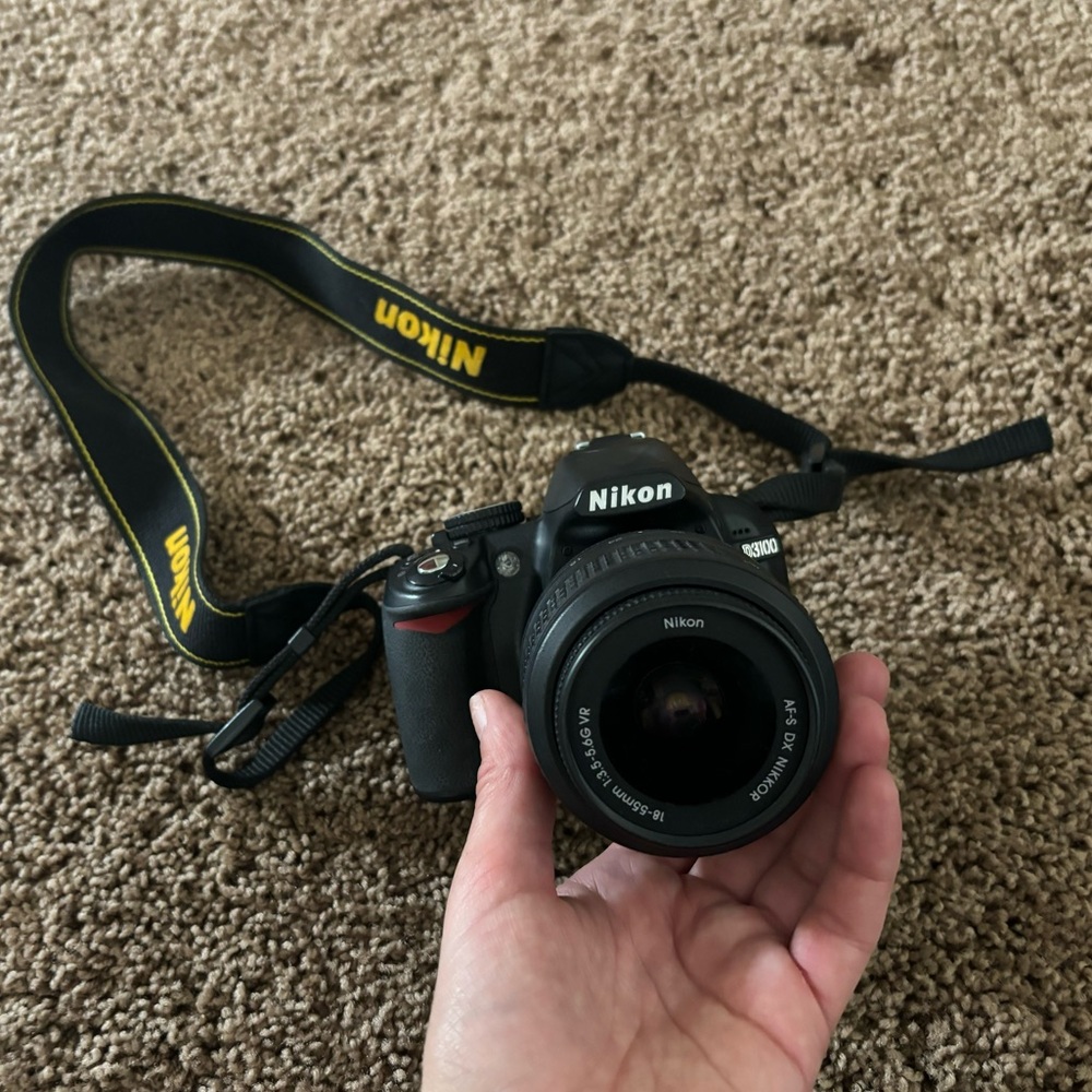 Nikon D3100 digital camera